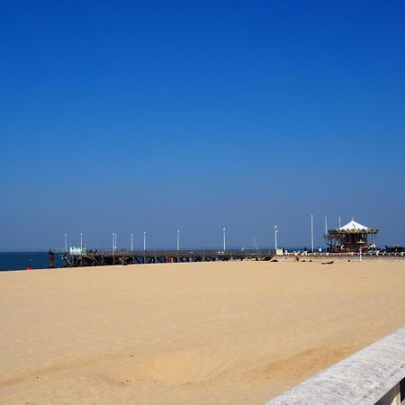 Studio Neuf En Front De Mer Avec Terrasse Et Parking, Ideal Pour 3 Personnes - Fr-1-474-147 Arcachon Exterior photo